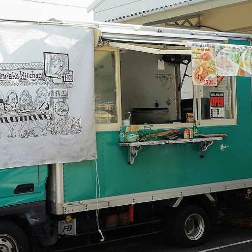 ハワイアンフード　キッチンカー