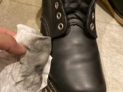 三好、靴磨きにハマっています。
