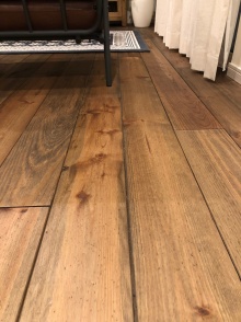 自然素材　自然塗料