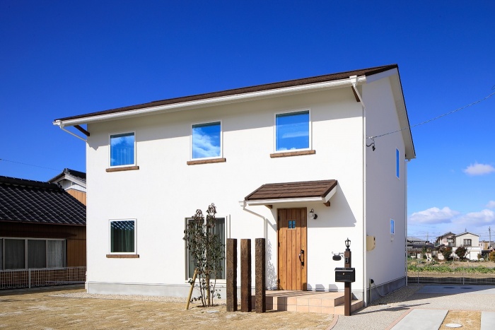 空　青空　家　ナチュリエ