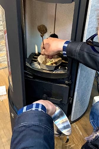 ペレットストーブの掃除のイメージ