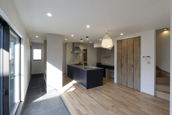 アウトドアをコンセプトにした土間のあるお家のイメージ