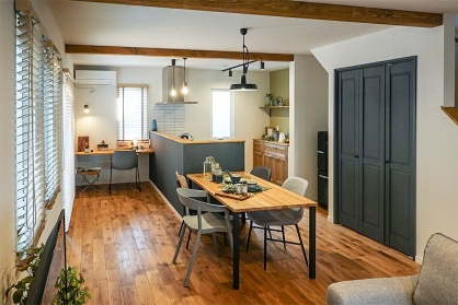 久保見モデルハウス　リビングダイニング