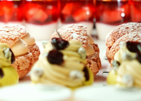 【WEB予約特典】4組様限定！『ケーキ・焼き菓子5,000円分チケット』をプレゼント！