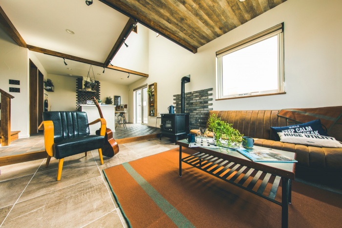 薪ストーブのある家