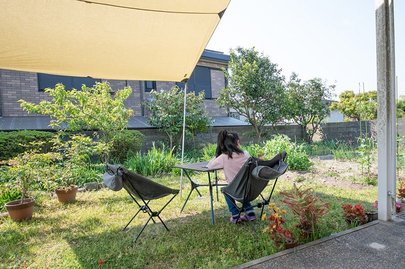 庭のタープの張り方を解説！メリットや庭におすすめのタープを紹介