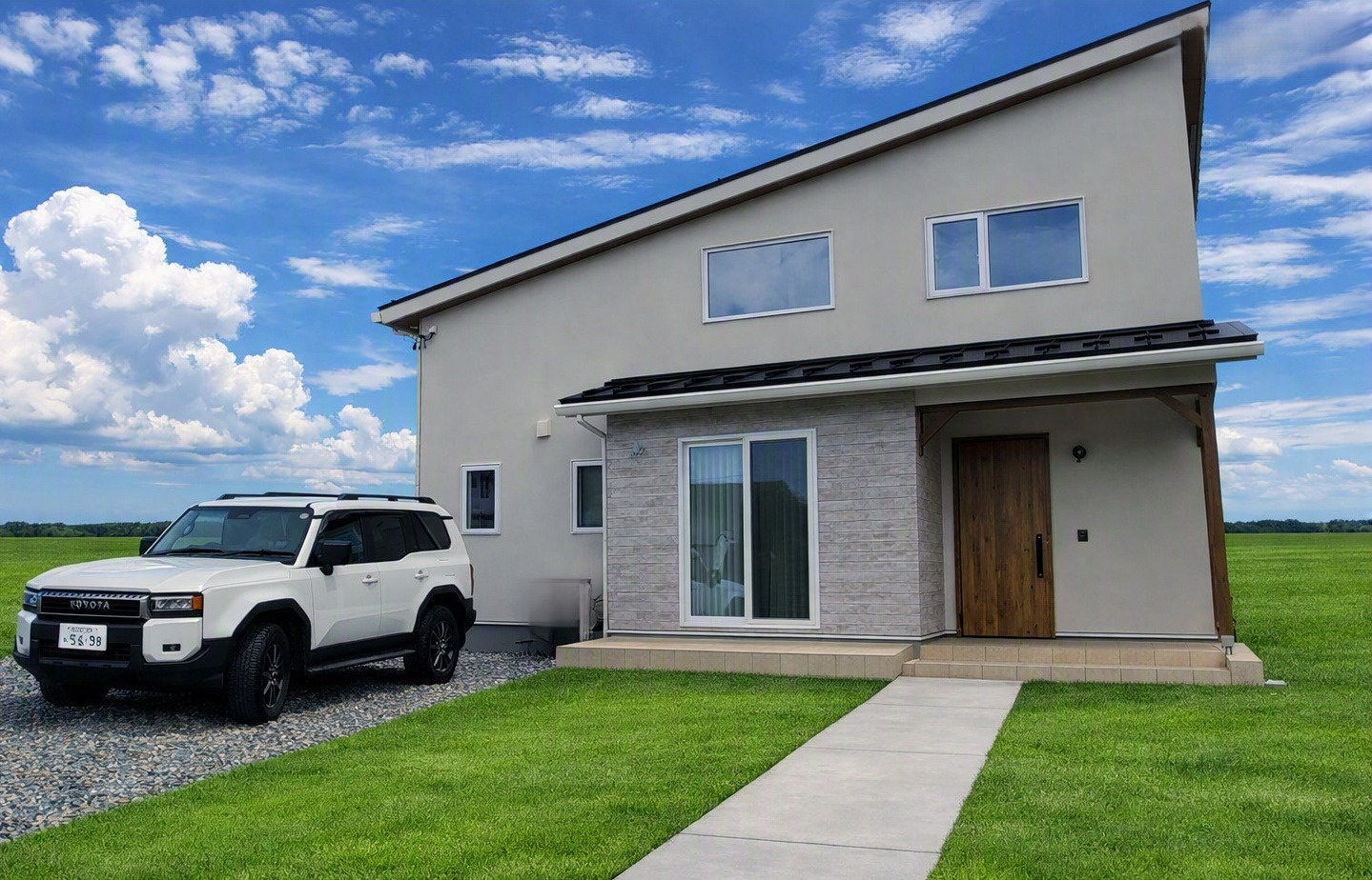 SEA SIDE HOUSE　憧れの1.5階建ての暮らし